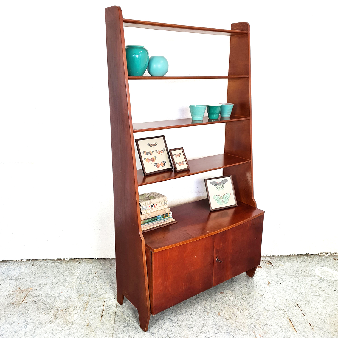 Arctic Zwart Begrijpen Vintage boekenkast - Webshop en winkel voor toffe en betaalbare vintage  meubels en woonaccessoires
