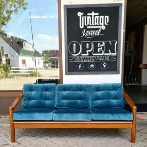 Actief Overtuiging vrijdag Vintage bank, nieuwe kussens - Webshop en winkel voor toffe en betaalbare  vintage meubels en woonaccessoires